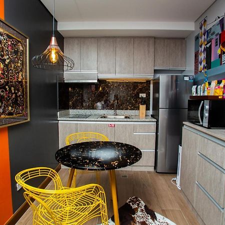 Unwnd Flats Hotel Makati City ภายนอก รูปภาพ