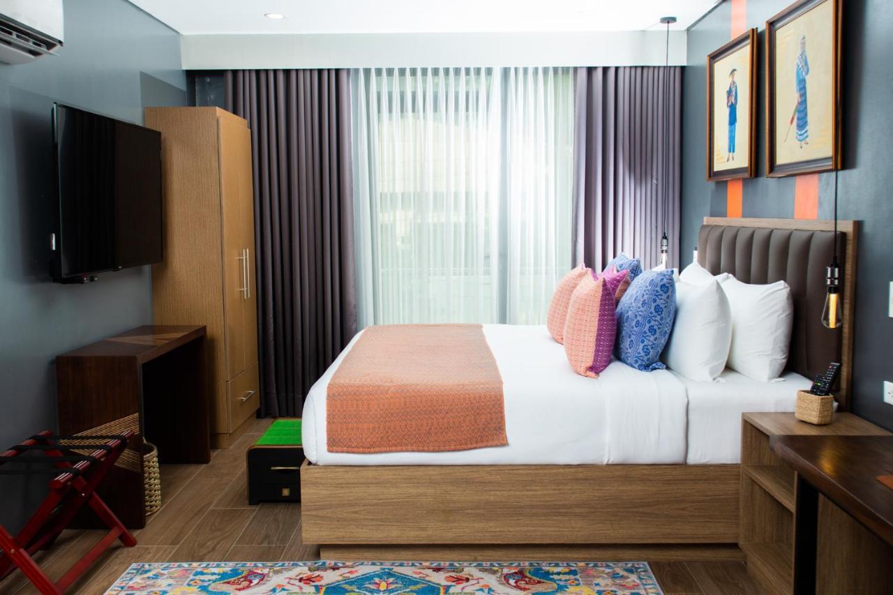 Unwnd Flats Hotel Makati City ภายนอก รูปภาพ