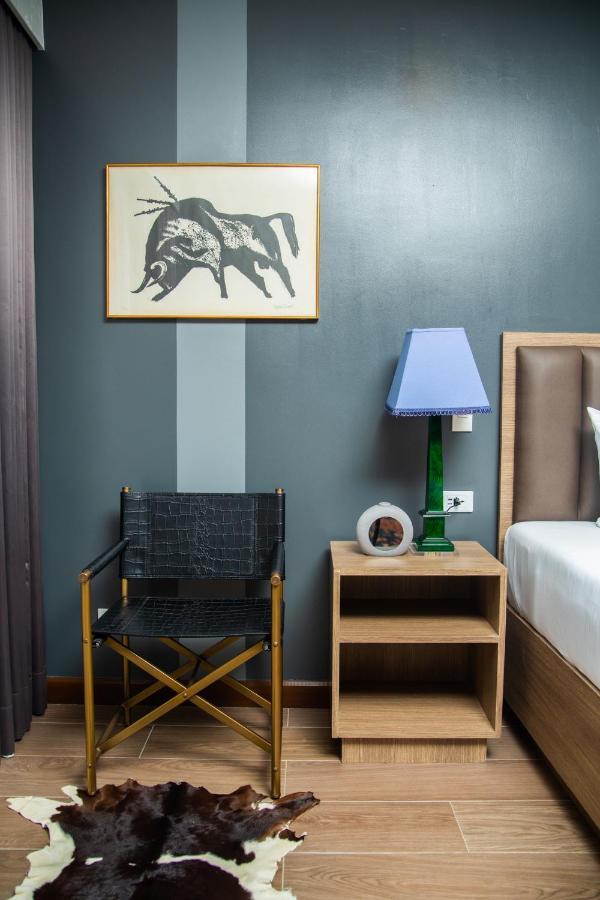 Unwnd Flats Hotel Makati City ภายนอก รูปภาพ